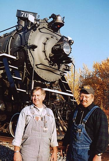 Bob Bateman and Joel King in front of 700