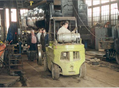 forklift moving a wheelset