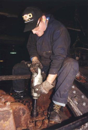 Removing superheater t-bolts on top of smokebox