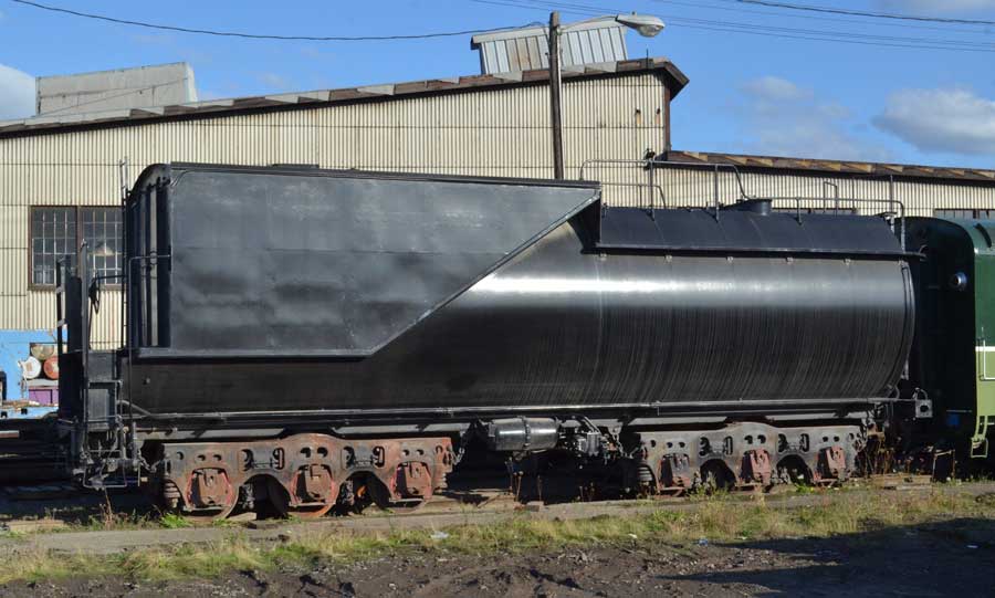 Tender reassembled and resting next to Brooklyn Roundhouse