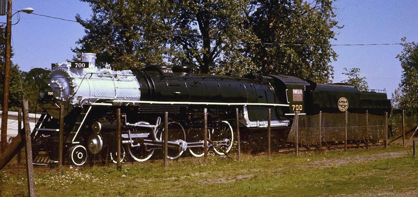 SP&S 700 on display in Portland's Oaks Park in 1978